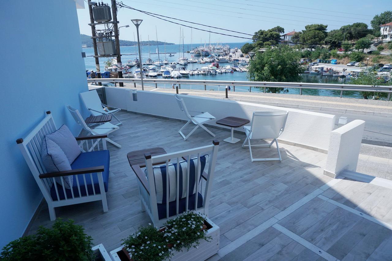 Aqua Marine Hotel Neos Marmaras Eksteriør billede
